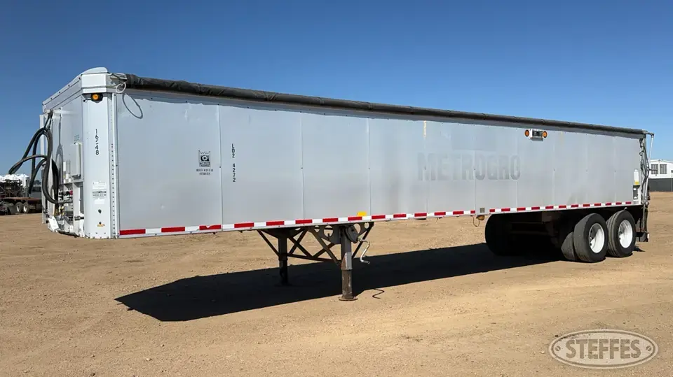 2009 Trail King LD2-4272-54 Red River Series Live Bottom Trailer