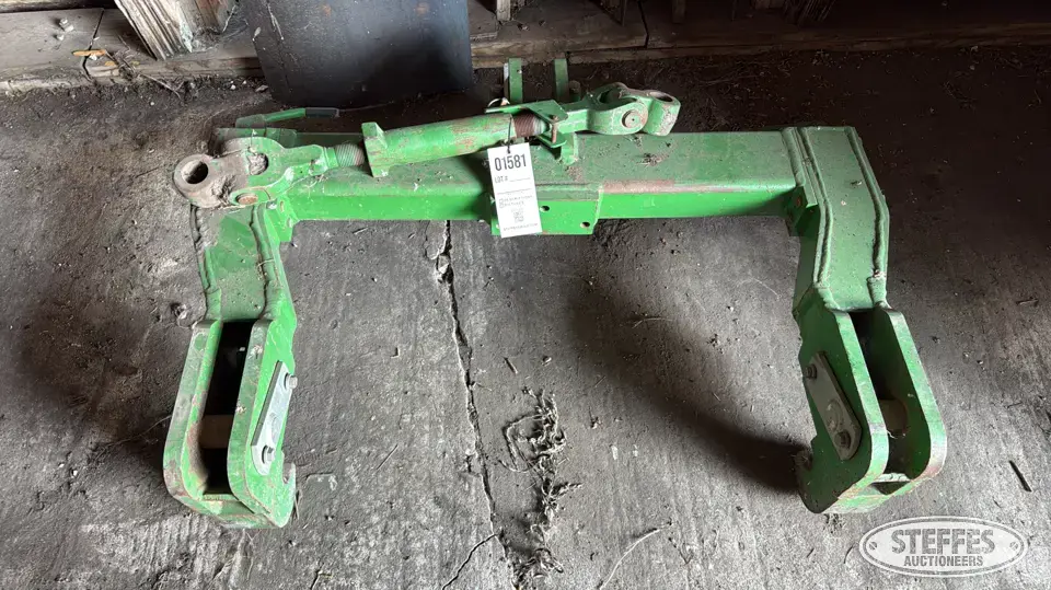 John Deere Cat 4 quick hitch Tractor Part