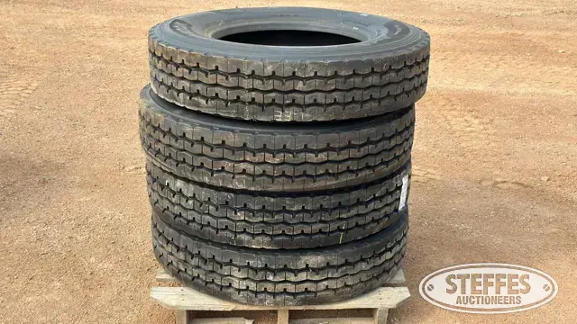 (4) 11R24.5 tires