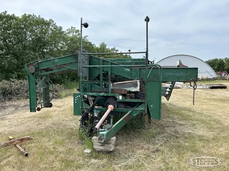 Lockwood 6030-0276 Potato Windrowers and Harvester