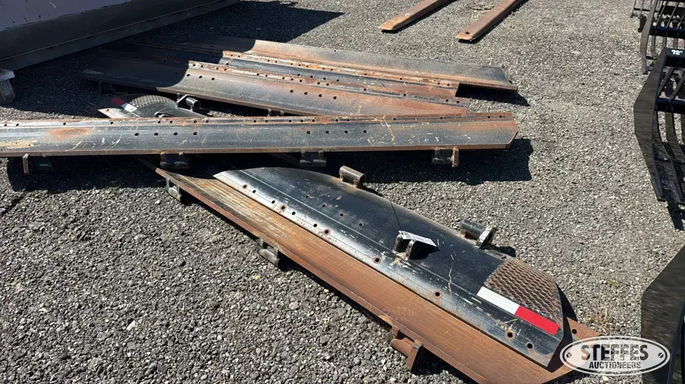 (6) Plow truck underbody blades Truck-Trailer Part