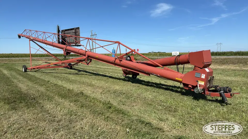 Mayrath swing hopper auger