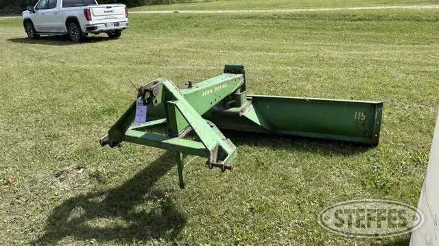 John Deere 115