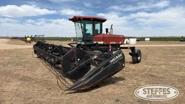 1996 MacDon 9300 Turbo