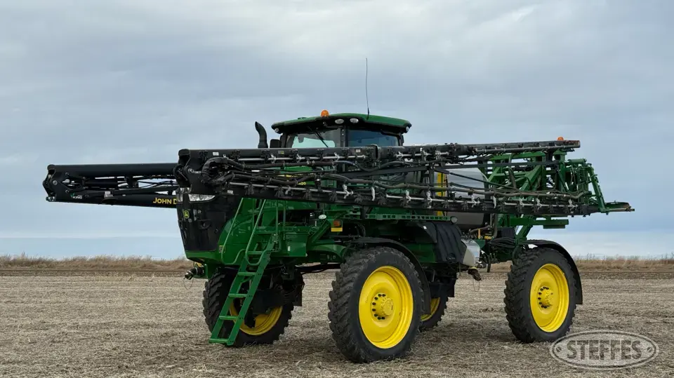 2021 John Deere R4038 Self-Propelled Sprayer