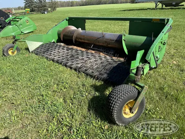 John Deere 912