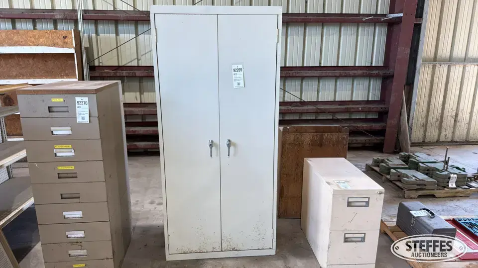 Metal cabinet Farm Support Item