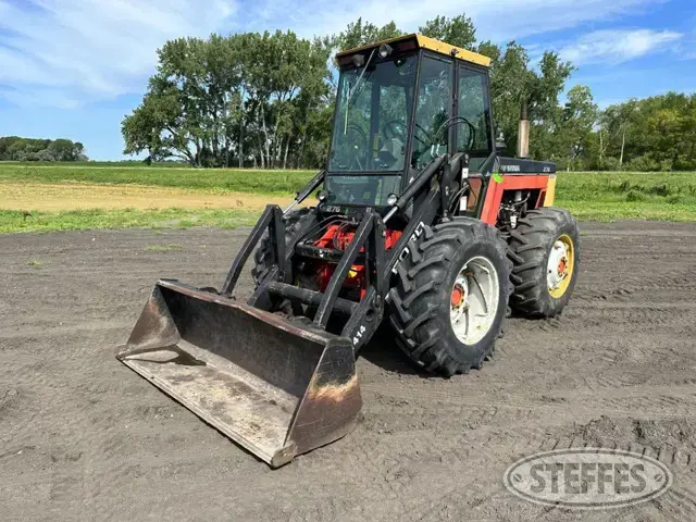 1985 Versatile 276