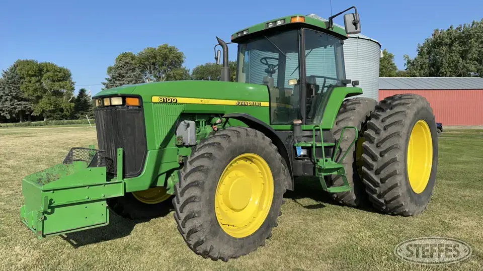 1998 John Deere 8100 MFWD Tractor