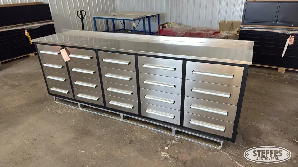 Tool Cabinet 10FT-20D-01B-01 Storage and Bench