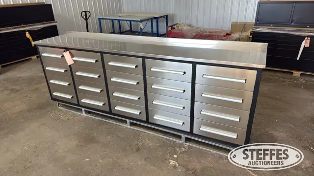 Tool Cabinet 10FT-20D-01B-01