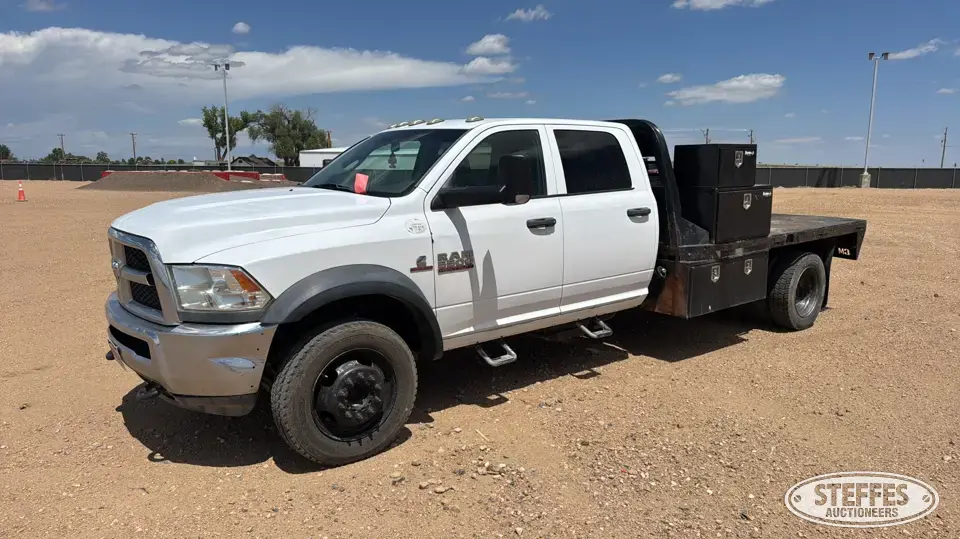 2018 Ram 5500 Flatbed Truck