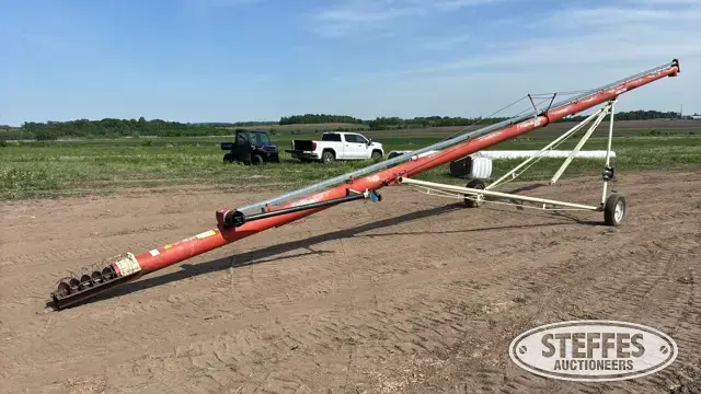 Farm King 856