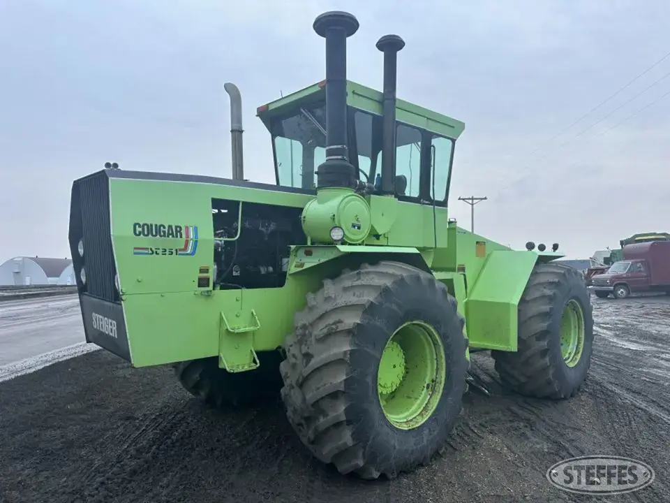 1976 Steiger ST-251 4WD Tractor