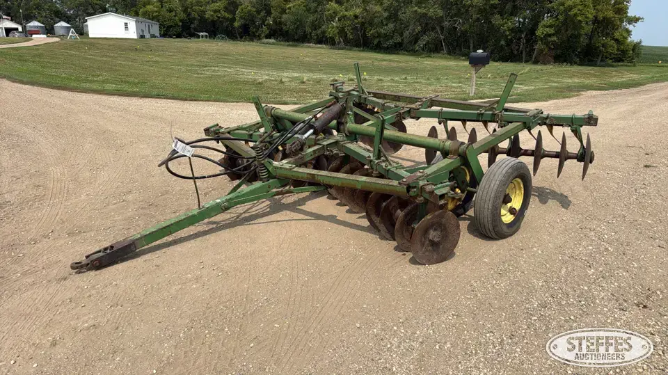 John Deere disc