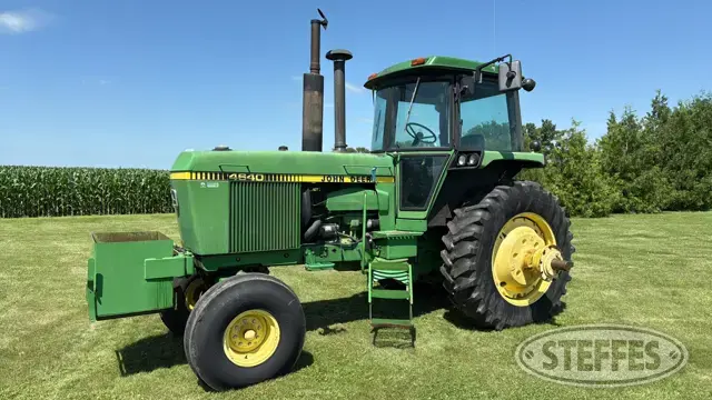 1979 John Deere 4640