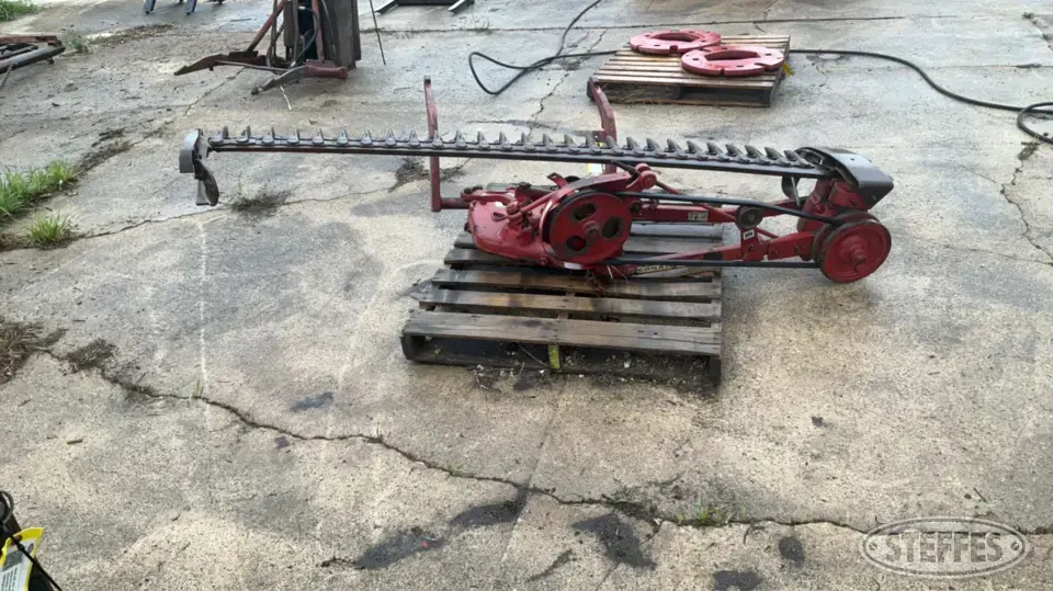 McCormick International 100 Sickle Mower