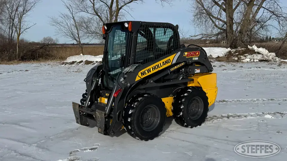 2018 New Holland L220 Wheeled Skid Steer