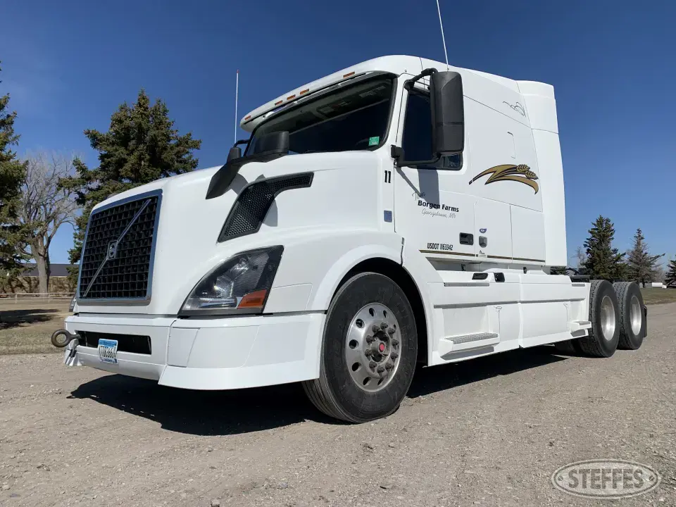 2013 Volvo VNL 64T630 Conventional Truck without Sleeper