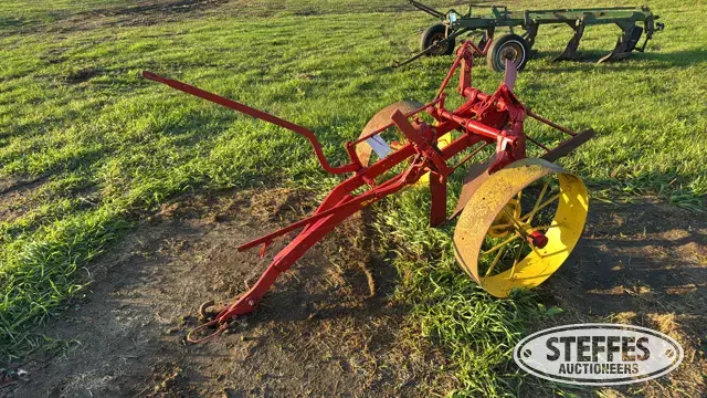Oliver Plow