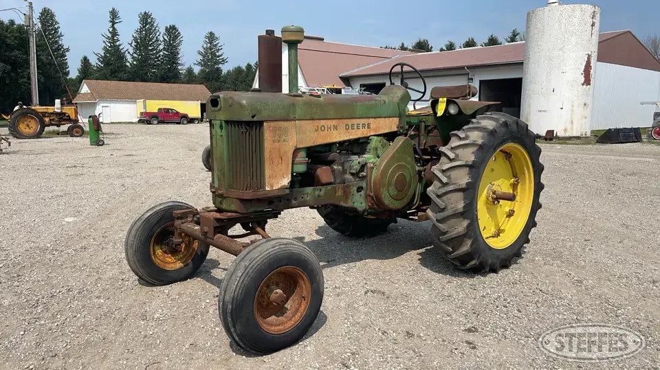 1959 John Deere 730 2WD Tractor