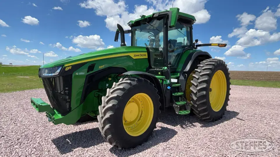 2022 John Deere 8R 340 MFWD Tractor
