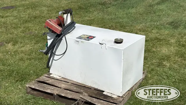 Better Built 100 gal. fuel transfer tank