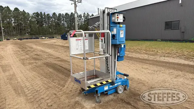 1996 Genie AWP-25S
