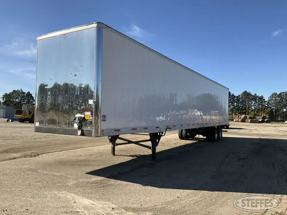 2019 Utility 4000DX Van Trailer