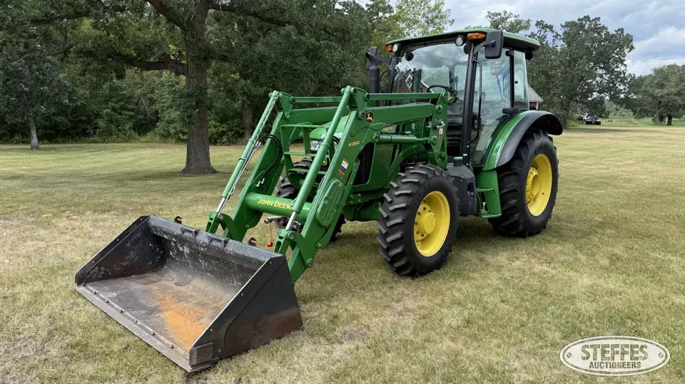 2016 John Deere 5085M MFWD Tractor