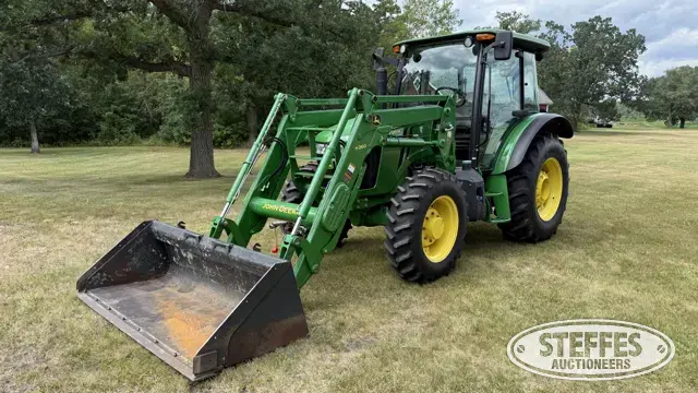 2016 John Deere 5085M