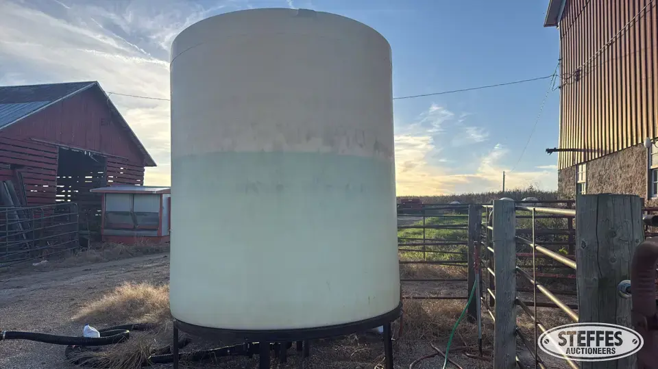 Poly tank