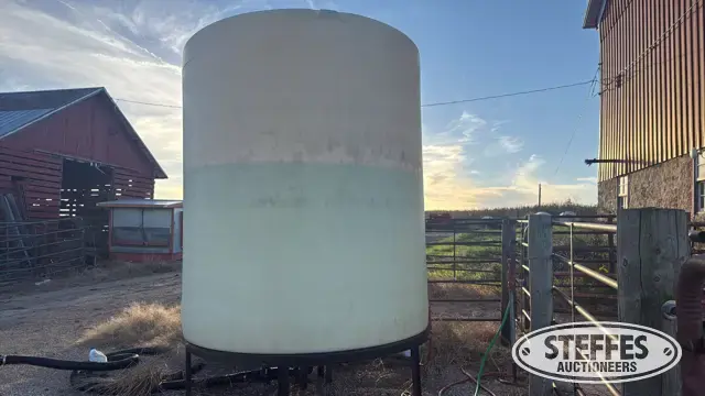Poly tank