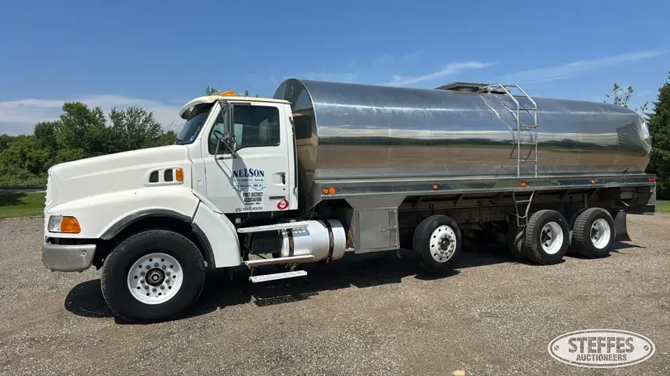 2000 Sterling L9500 Tank Truck
