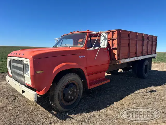 1975 Dodge 600