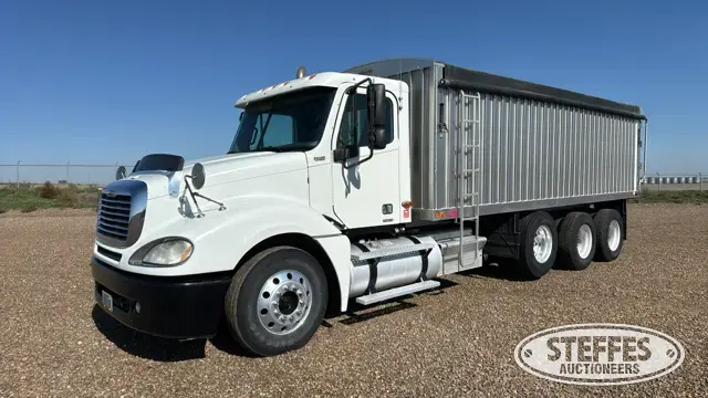 2002 Freightliner Columbia