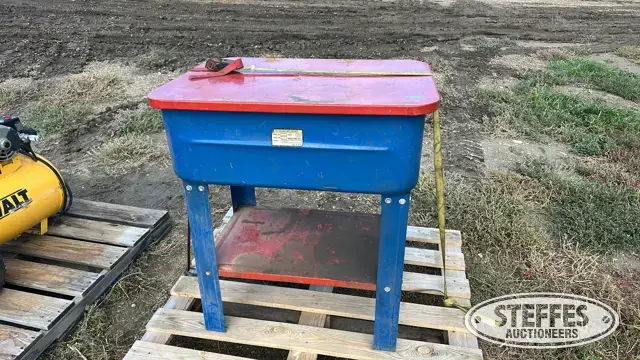 Parts washer