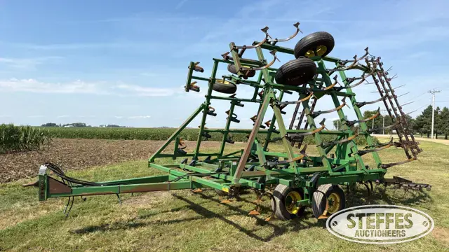 John Deere 960