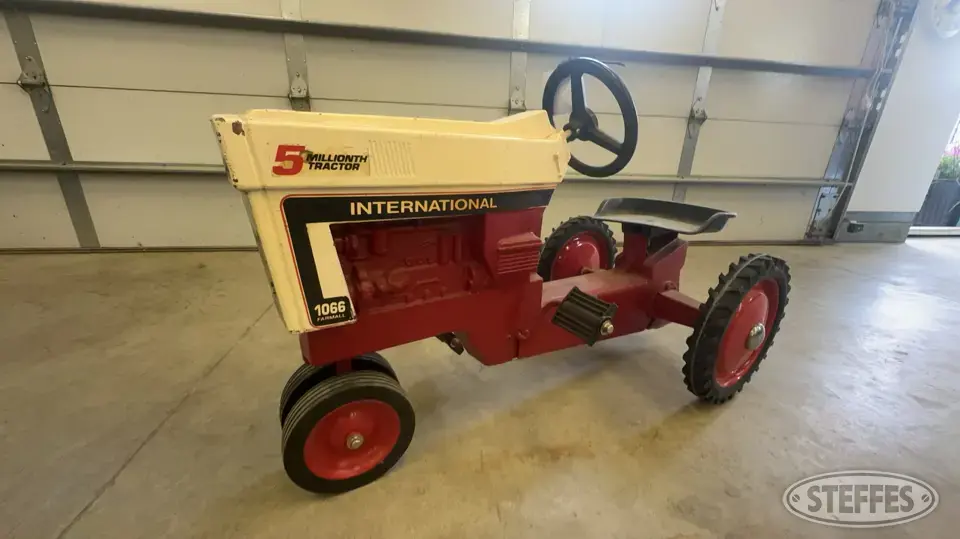 2010 International 1066 Farmall Personal Property