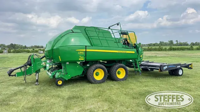 2016 John Deere L340 Precutter
