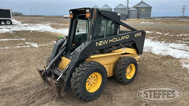 1998 New Holland LX985