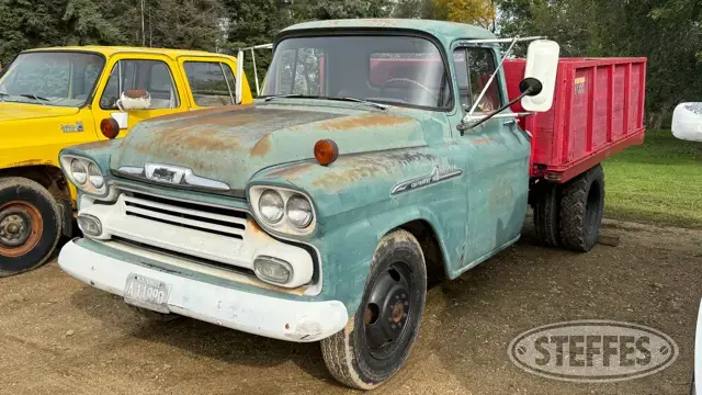1958 Chevrolet Apache 3800