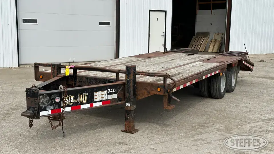 2005 Load Max Flatbed Trailer