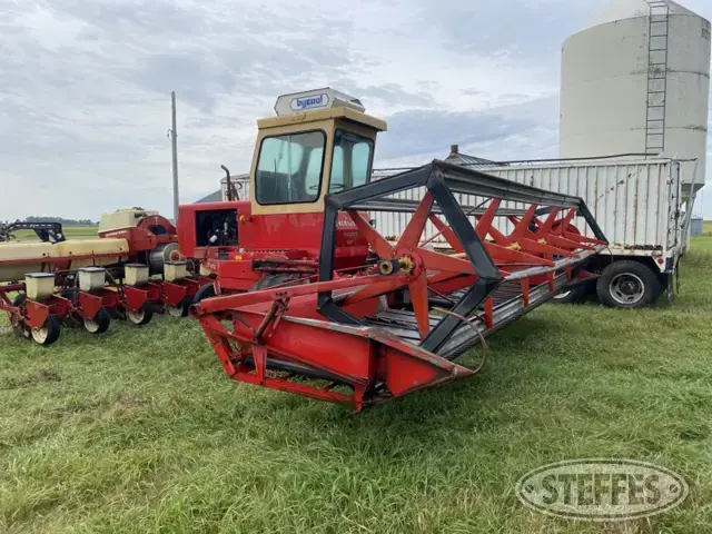 1977 Versatile 400