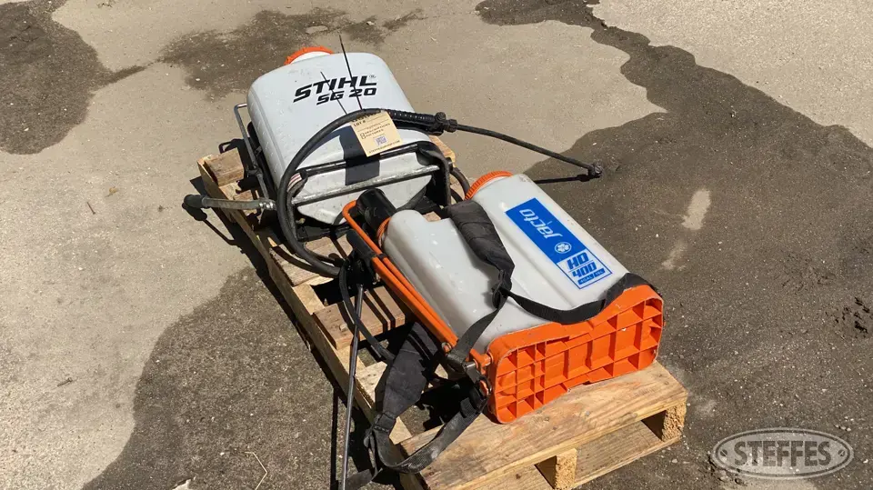 Backpack sprayers Lawn Sprayers and Spreader