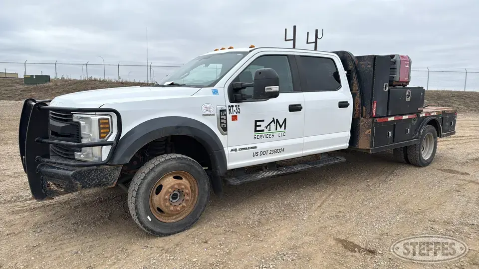 2018 Ford F-550 XL Flatbed Truck