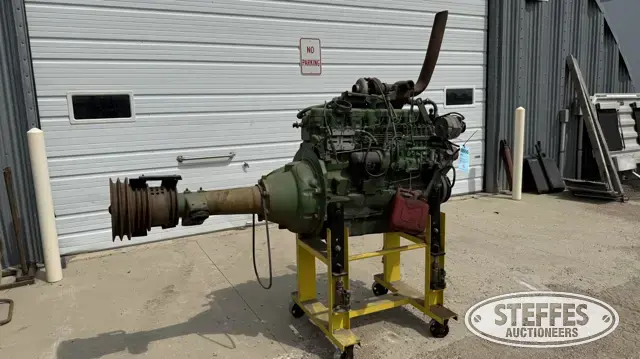 John Deere 8820 diesel engine