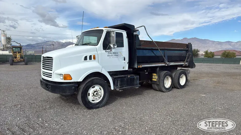 1998 Ford Dump Truck
