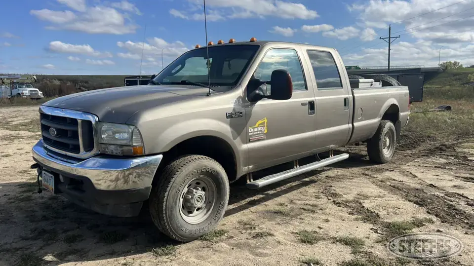 2004 Ford F350 XLT 1 Ton Pickup
