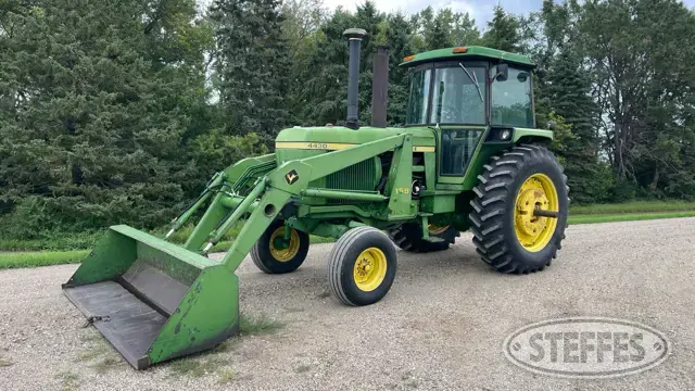 1976 John Deere 4430